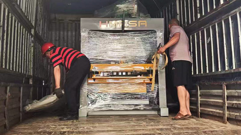 Penghantaran Cekap Mesin Pembuat Blok dengan Piawaian Pemuatan yang Teguh